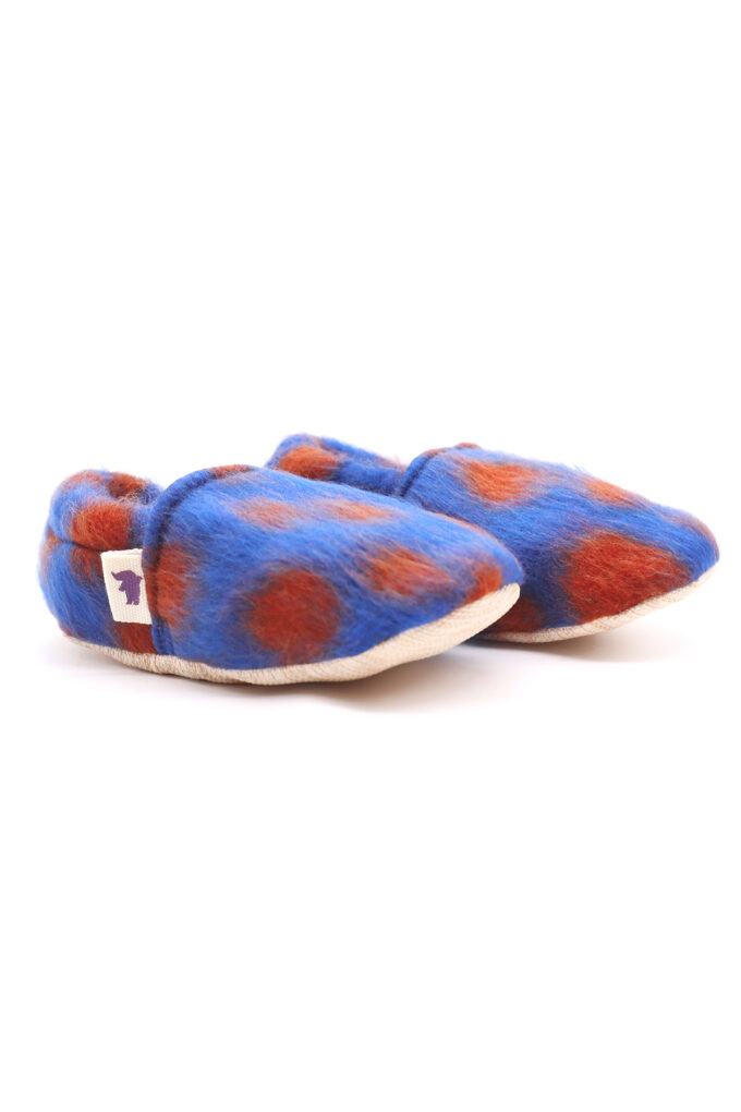 Cozy-Dots-ikili-Yan-trendyol Lacivert puantiyeli peluş kaydırmaz çocuk ev ayakkabısı