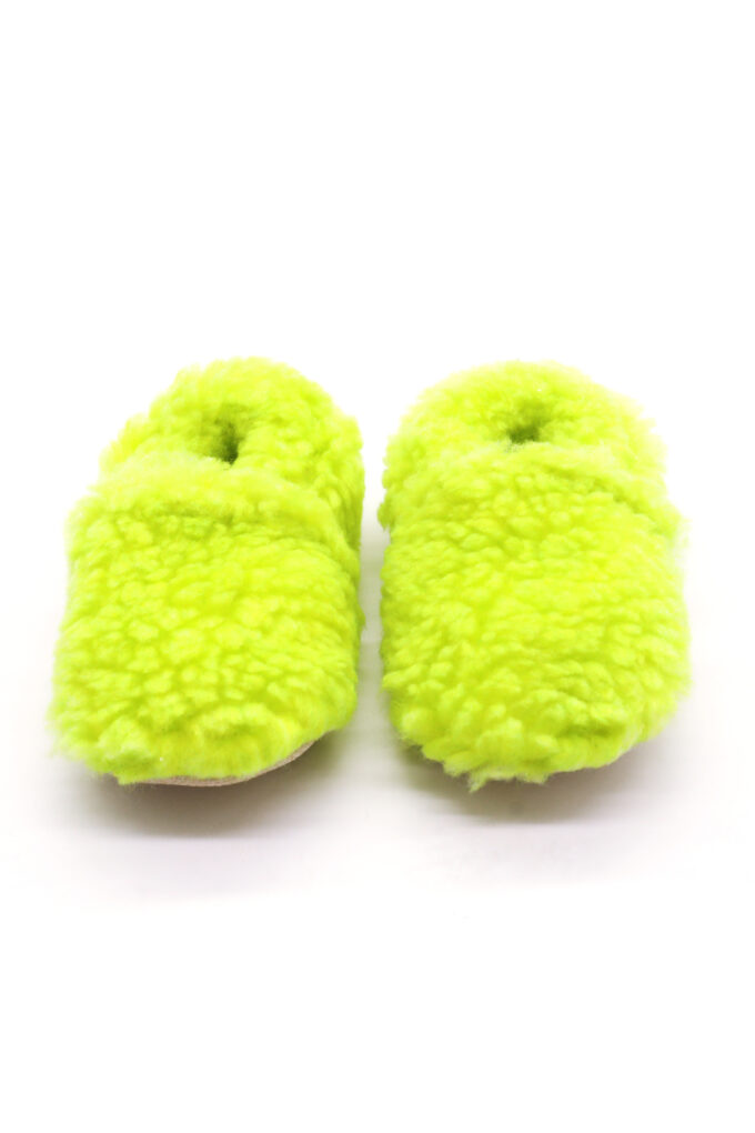 neon yeşil lime peluş kaydırmaz çocuk ev ayakkabısı