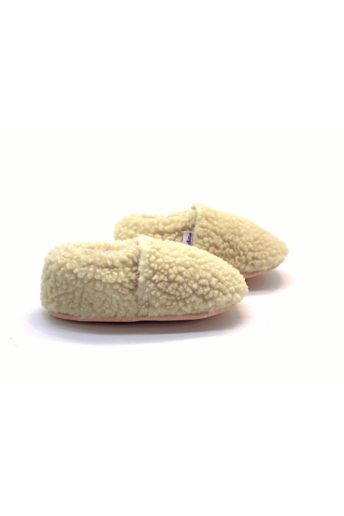 krem peluş kaydırmaz çocuk ev ayakkabısı